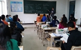 讓青年教師在聽課中收獲、在評(píng)課中成長(zhǎng)